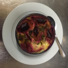 Clafoutis aux fruits de saison  6,50 € - Au Babylone 